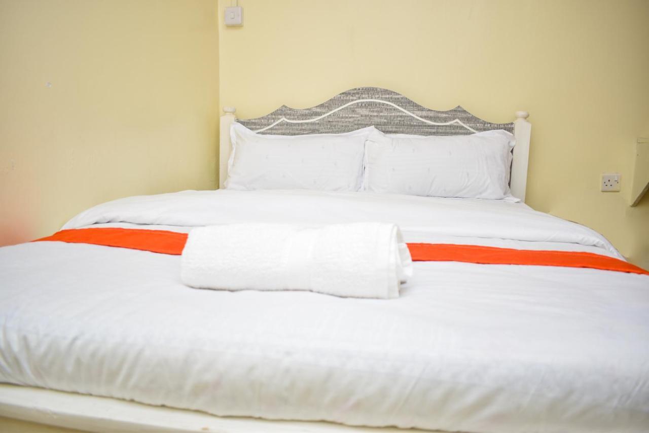 Luna Light Guest House Naivasha Exterior foto
